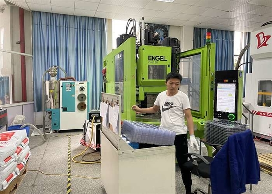 Подгонял 3 в сушильщиках 1 пластиковых Dehumidifying смолы сушильщика водоемких пластиковой