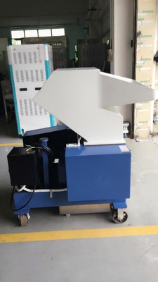 Пластмасса 7.5KW изменяет высокоскоростной цвет серого цвета машины OG-10FS Pulverizer гранулятора